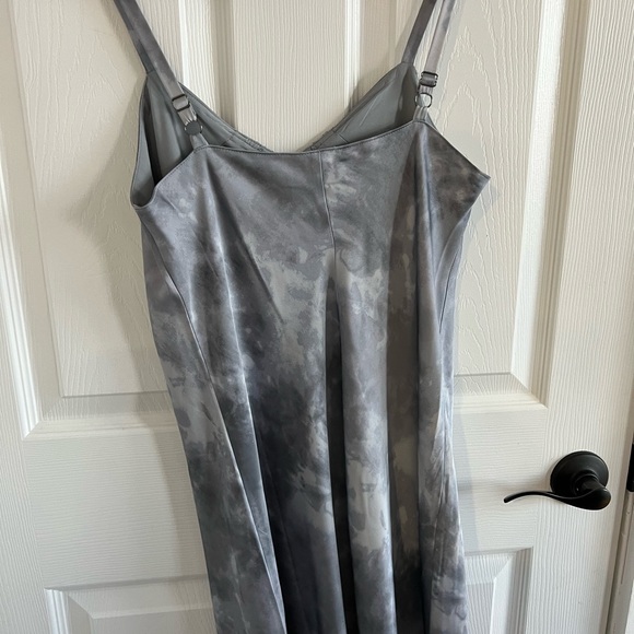 Calvin Klein women long dress. - Picture 8 of 8
